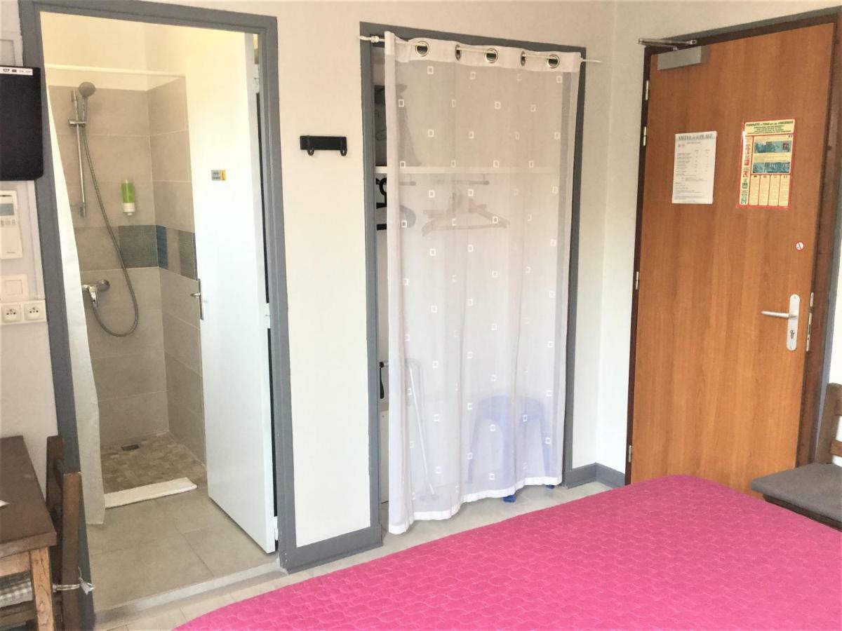 德拉普拉格酒店 格吕桑 外观 照片
